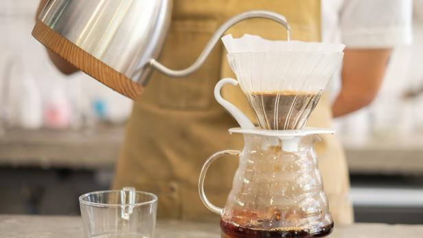 How to Make Pour Over Coffee